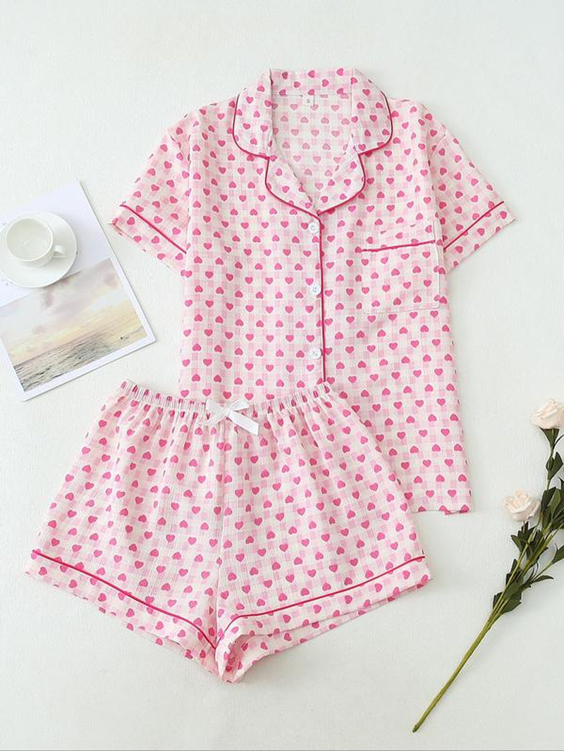 Women'S Heart Print Short Sleeve Pajama Two-Piece Set, Elegant Comfy Lapel Neck Button up Shirt & Shorts Pj Set, Ladies Summer Sleepwear Valentine'S Day, Gift Valentine'S Day