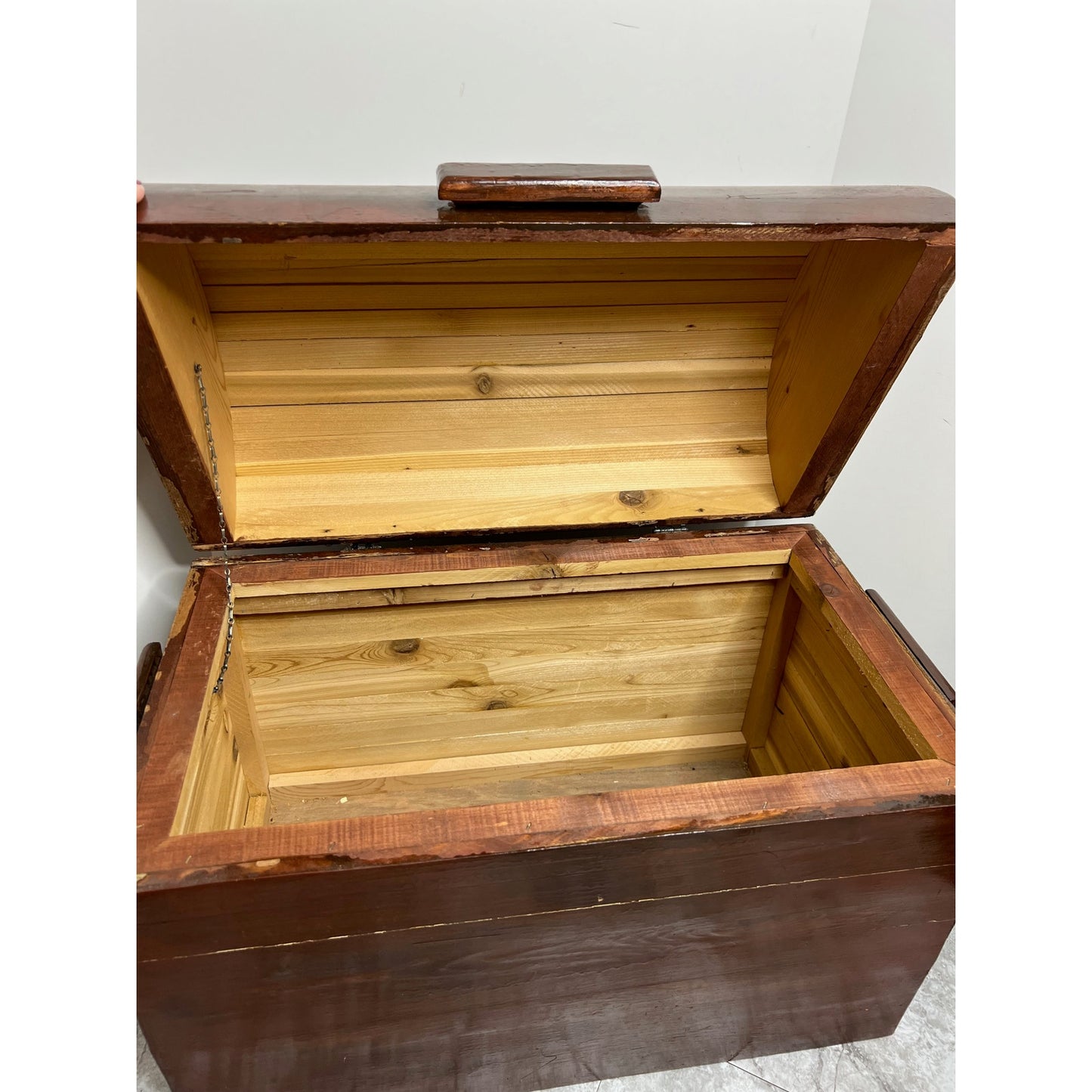 Hand Crafted Cedar Treasure Chest 24x20 Inch